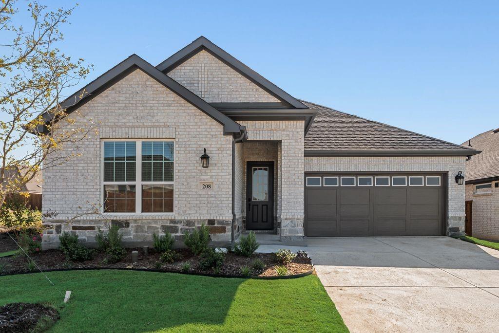 208 Starlight Drive
