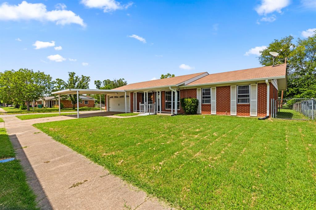 201 S Barbara Street
