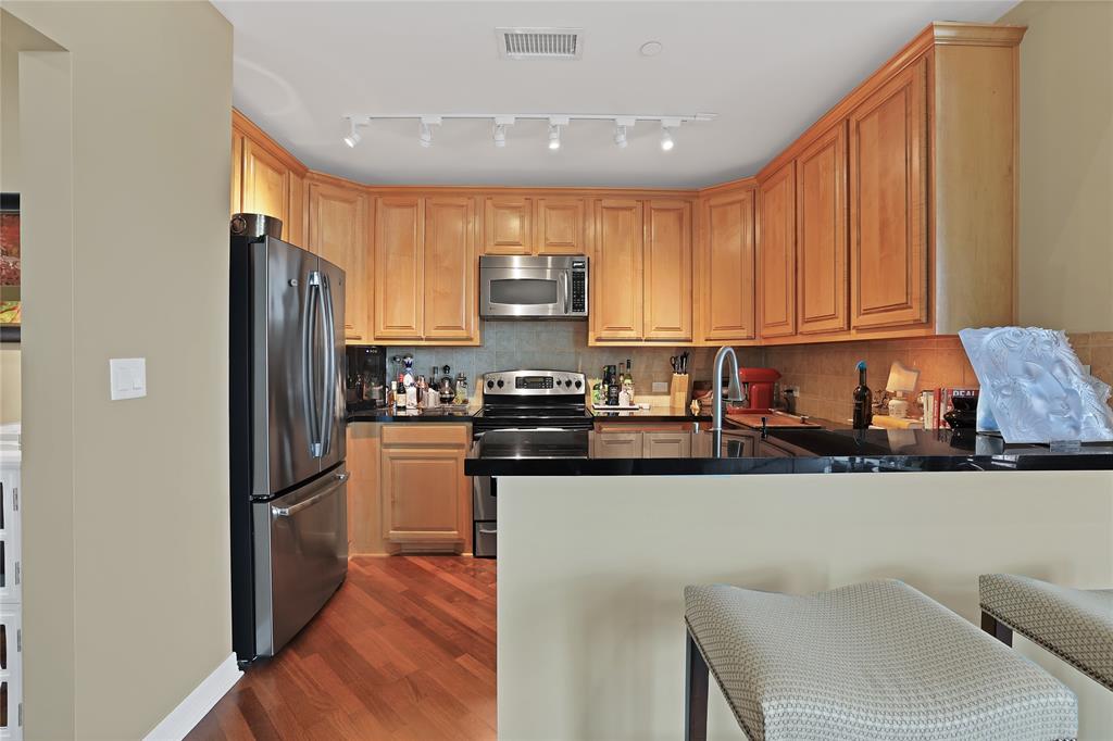 Tower Residential II Condo - Residential