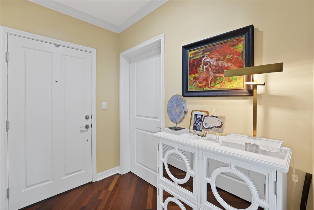 Tower Residential II Condo - Residential