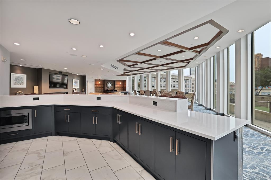 Tower Residential II Condo - Residential