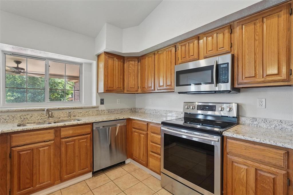 Meadowood 05 - Residential Lease