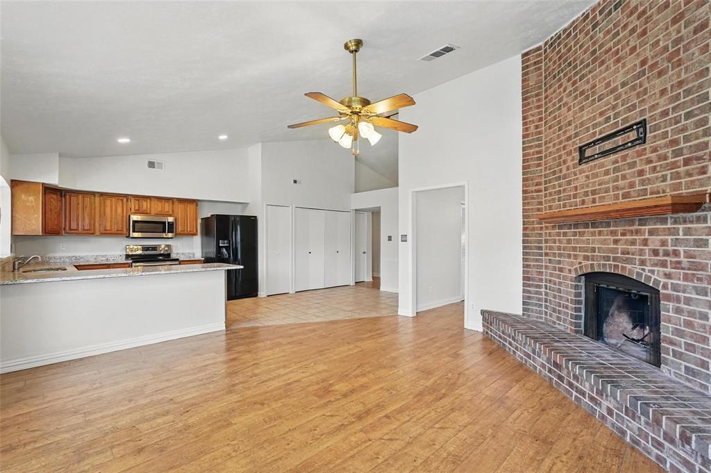 Meadowood 05 - Residential Lease