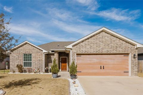 Photo of 404 Colony Street, Eastland, TX 76448 (MLS # 21170208)