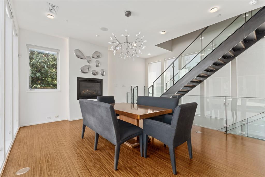 4206 Buena Vista Condos - Residential Lease