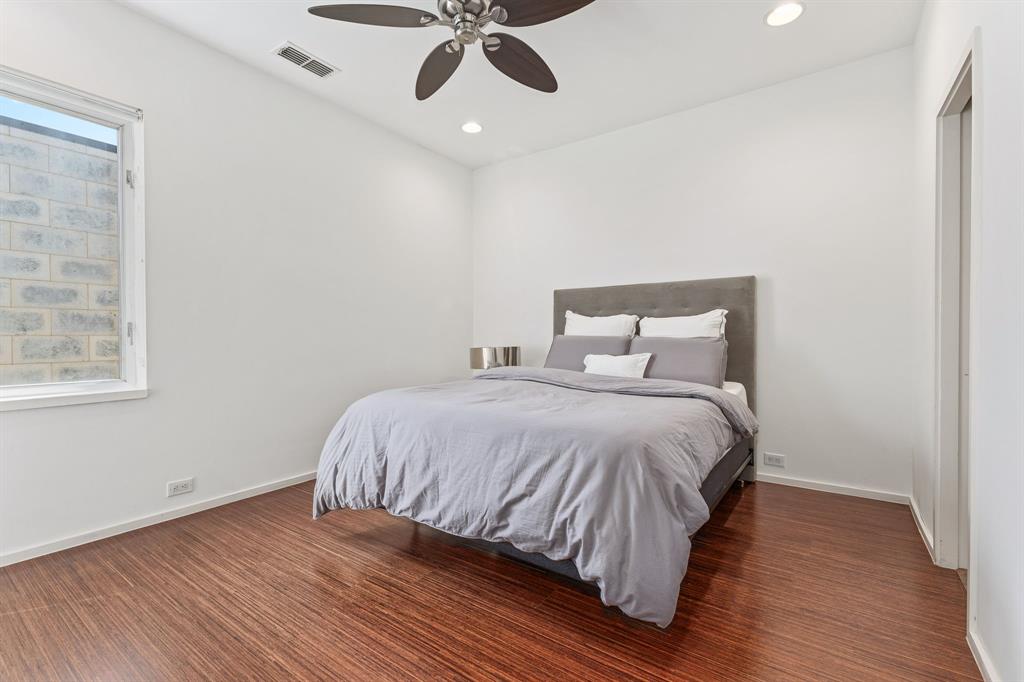 4206 Buena Vista Condos - Residential Lease