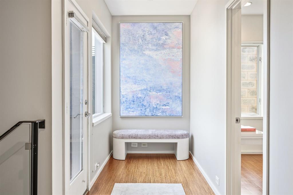 4206 Buena Vista Condos - Residential Lease