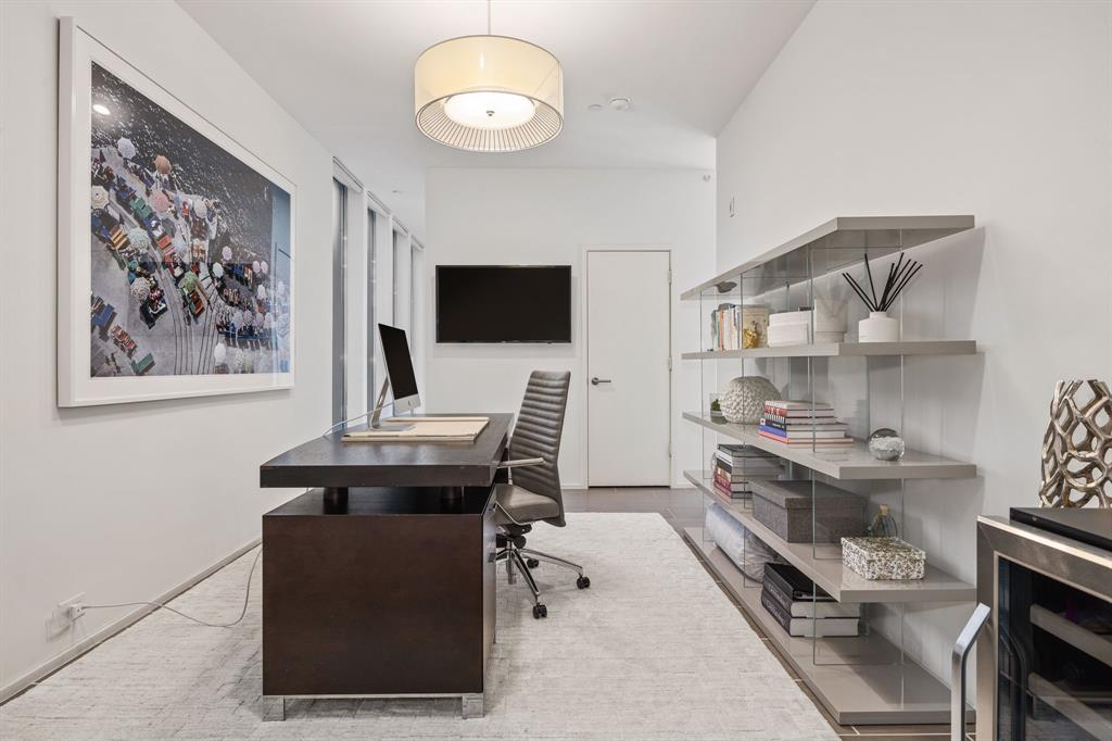 4206 Buena Vista Condos - Residential Lease