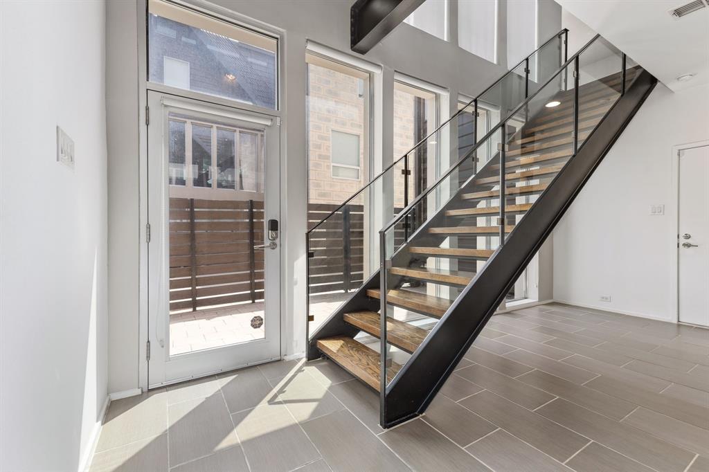 4206 Buena Vista Condos - Residential Lease