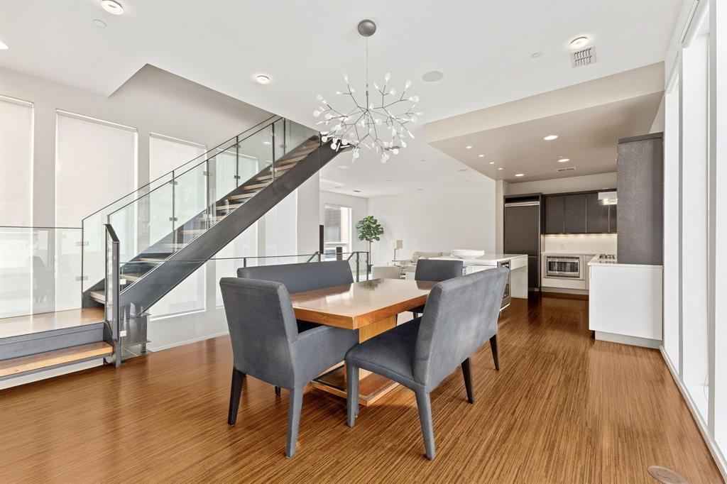 4206 Buena Vista Condos - Residential Lease