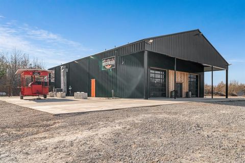 202 County Road 1270 Detroit TX 75436