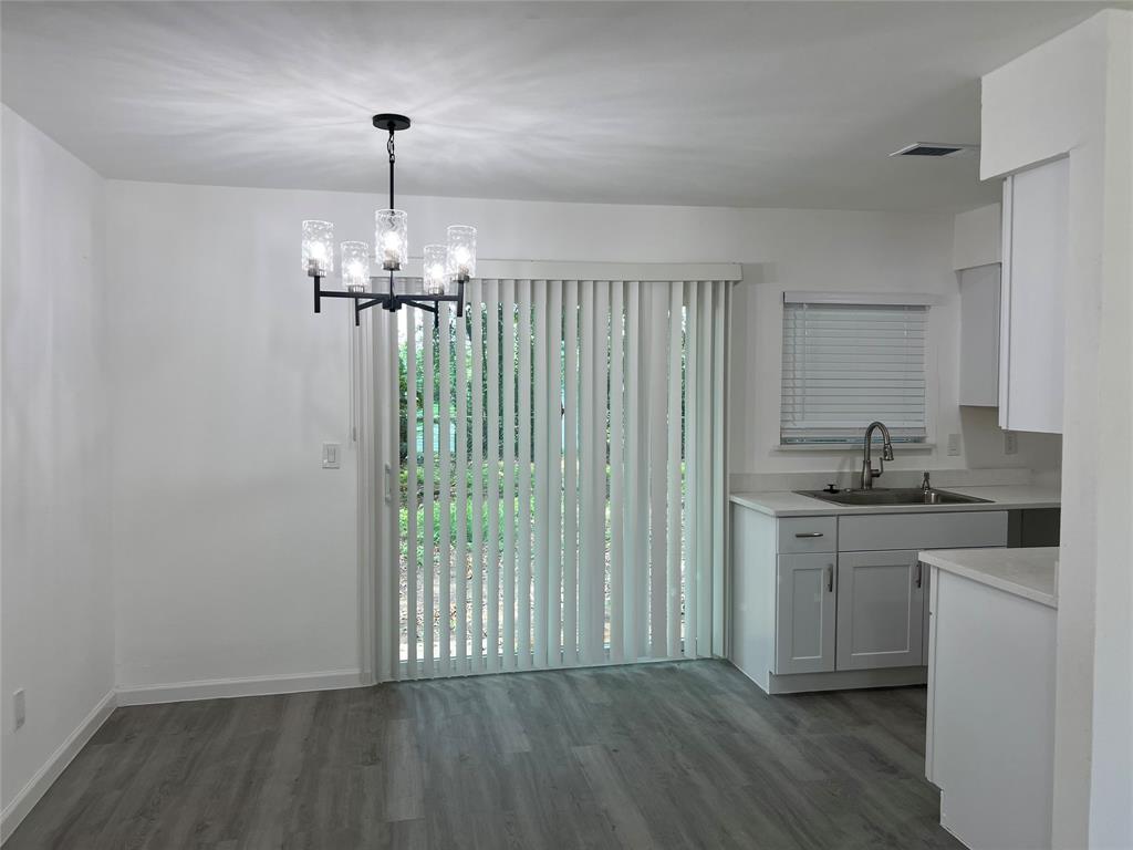 Freeway Forest 04 - Residential