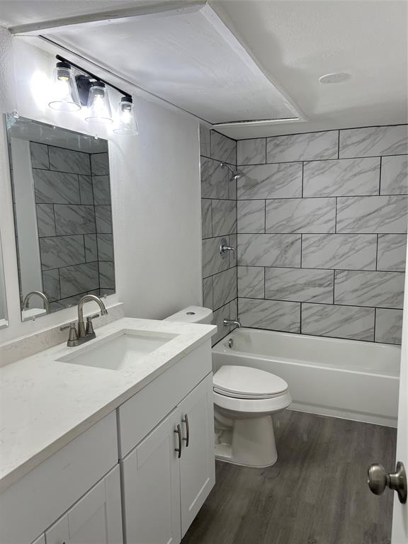 Freeway Forest 04 - Residential