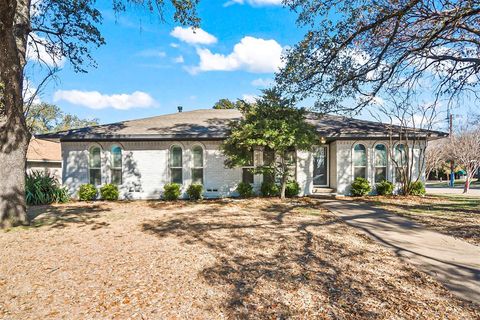 11345 Mccree Road Dallas TX 75238