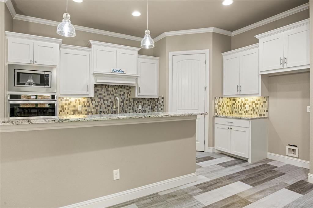 Fountain Village - Residential