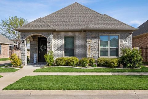 3424 Fountain Way Granbury TX 76049