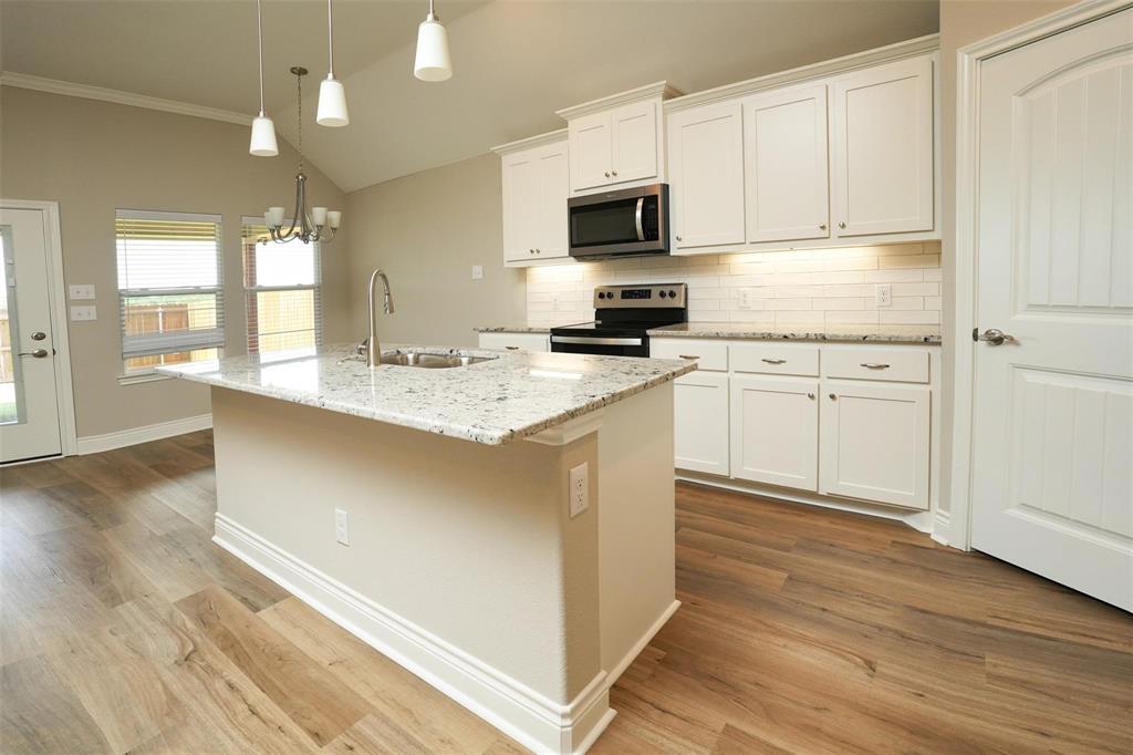 Stonewood Estate Phase 4 - Residential Lease