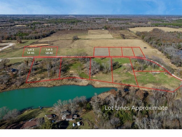 Lot 2 PR 2228