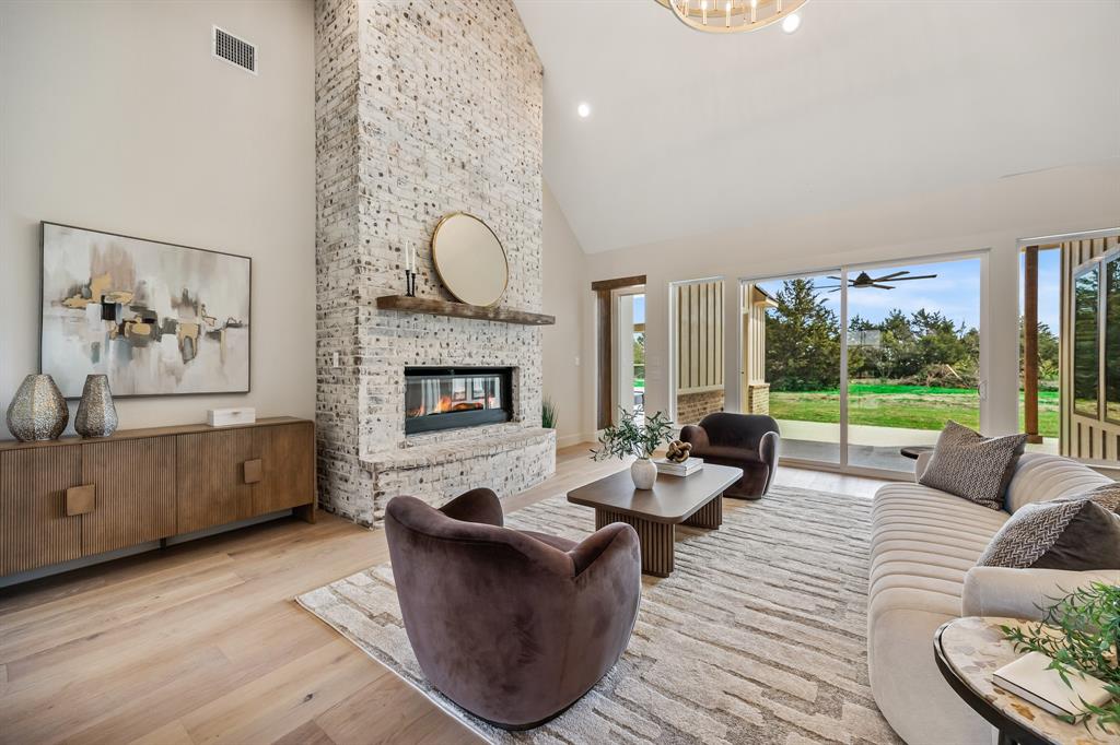 Whispering Winds - Residential