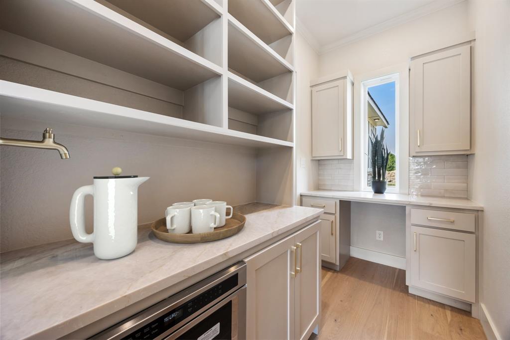 Whispering Winds - Residential