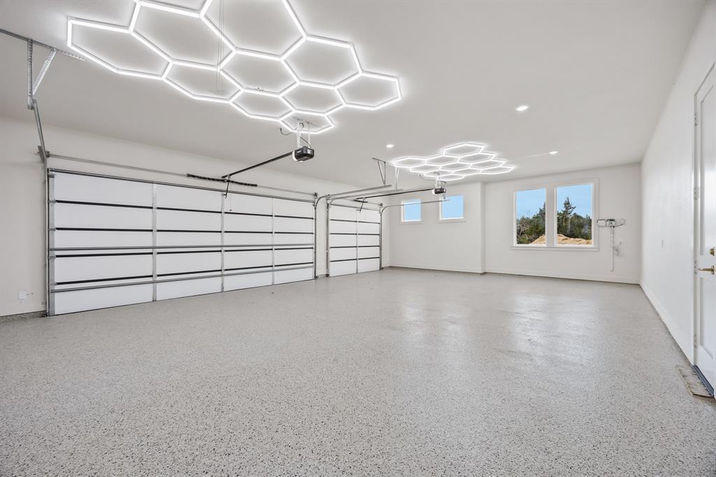 Whispering Winds - Residential