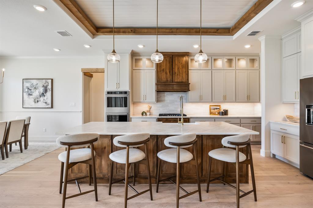 Whispering Winds - Residential