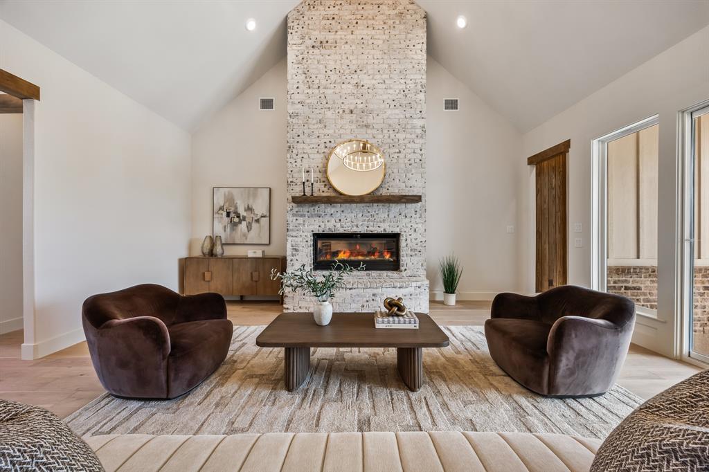 Whispering Winds - Residential