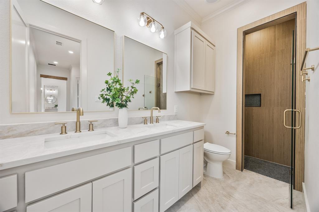 Whispering Winds - Residential