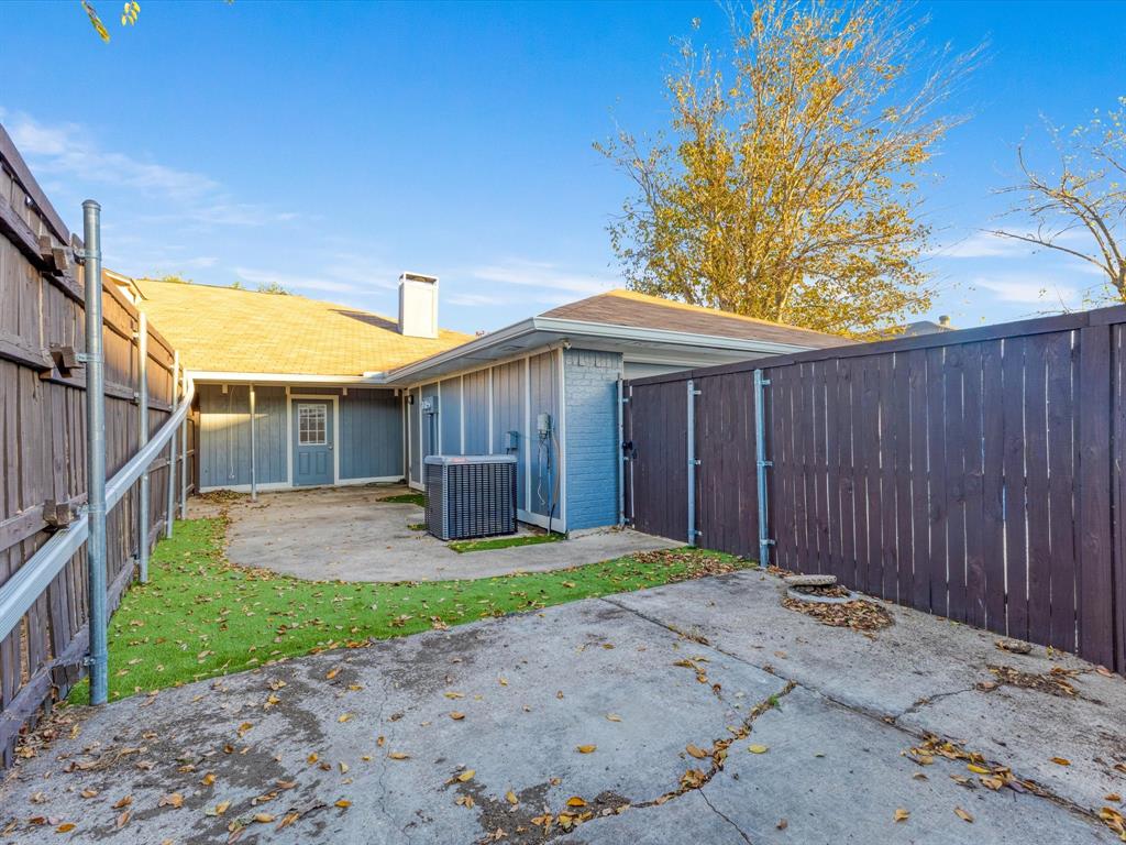 Ferris Creek Manor - Residential Lease