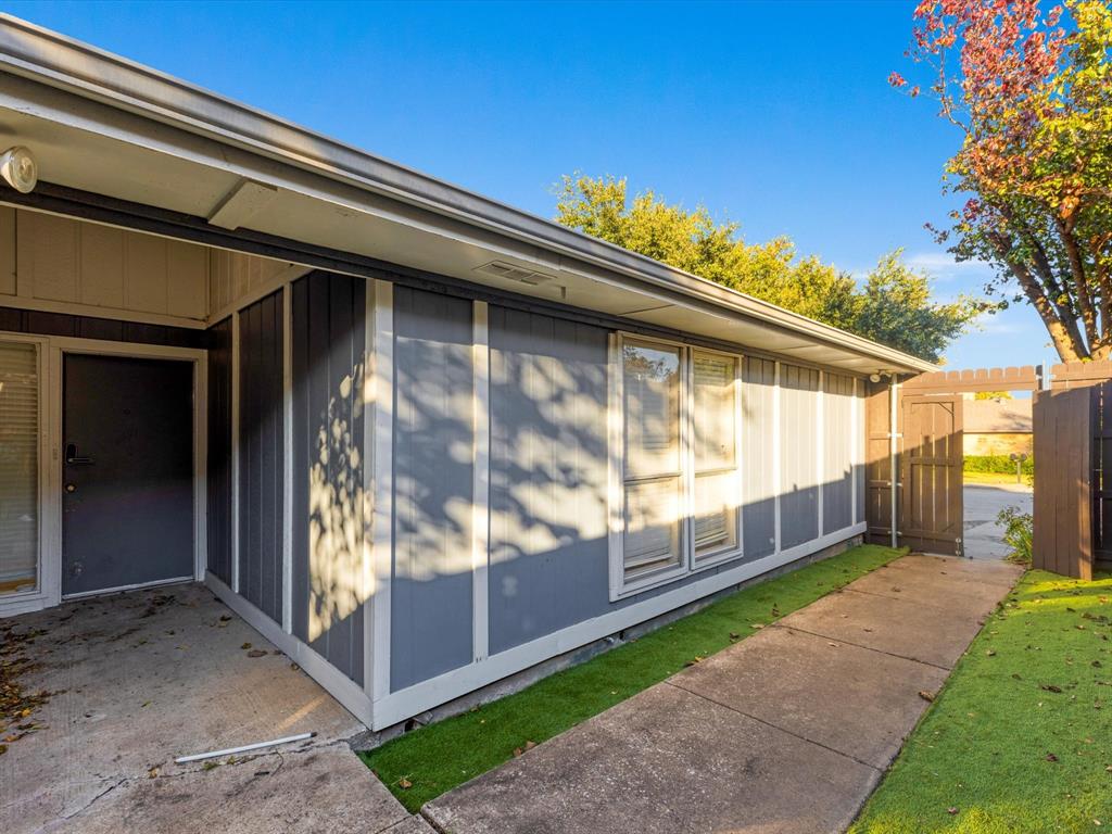 Ferris Creek Manor - Residential Lease