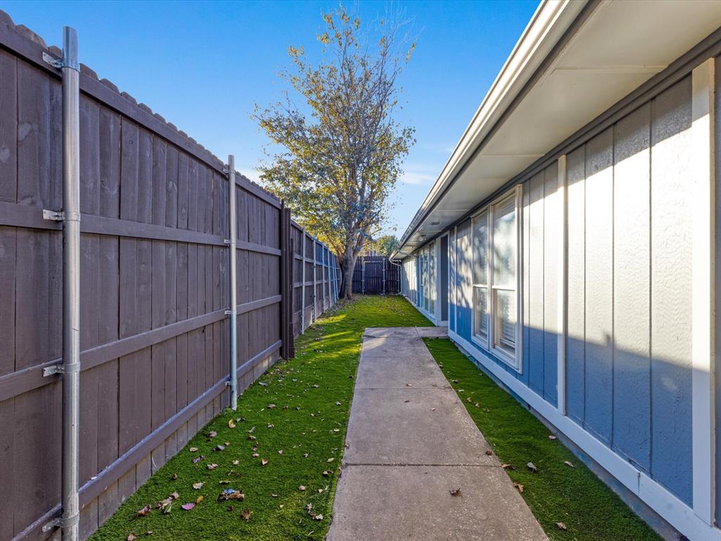 Ferris Creek Manor - Residential Lease