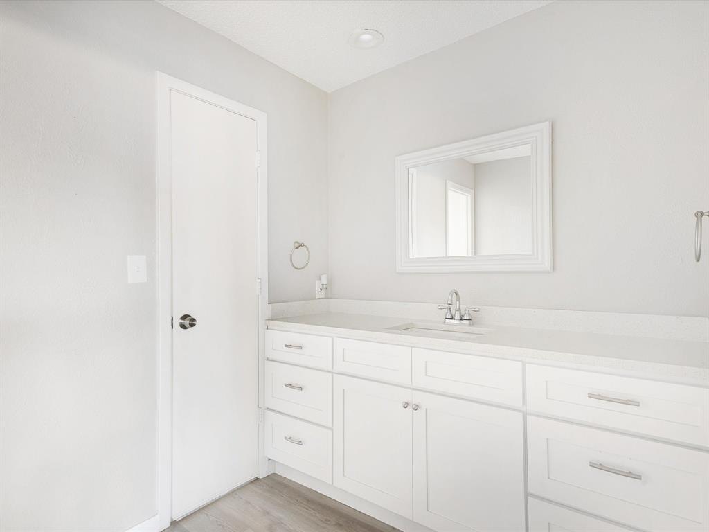 Ferris Creek Manor - Residential Lease