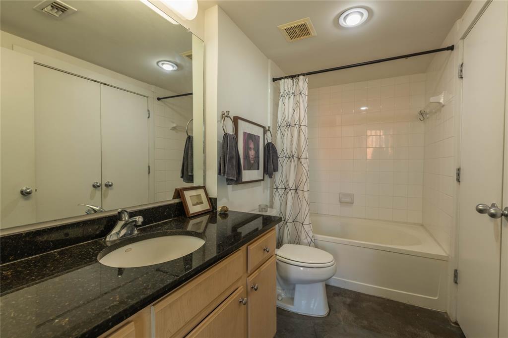 2502 Live Oak Street 314