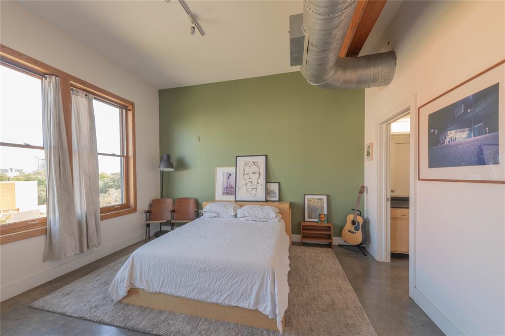2502 Live Oak Street 314