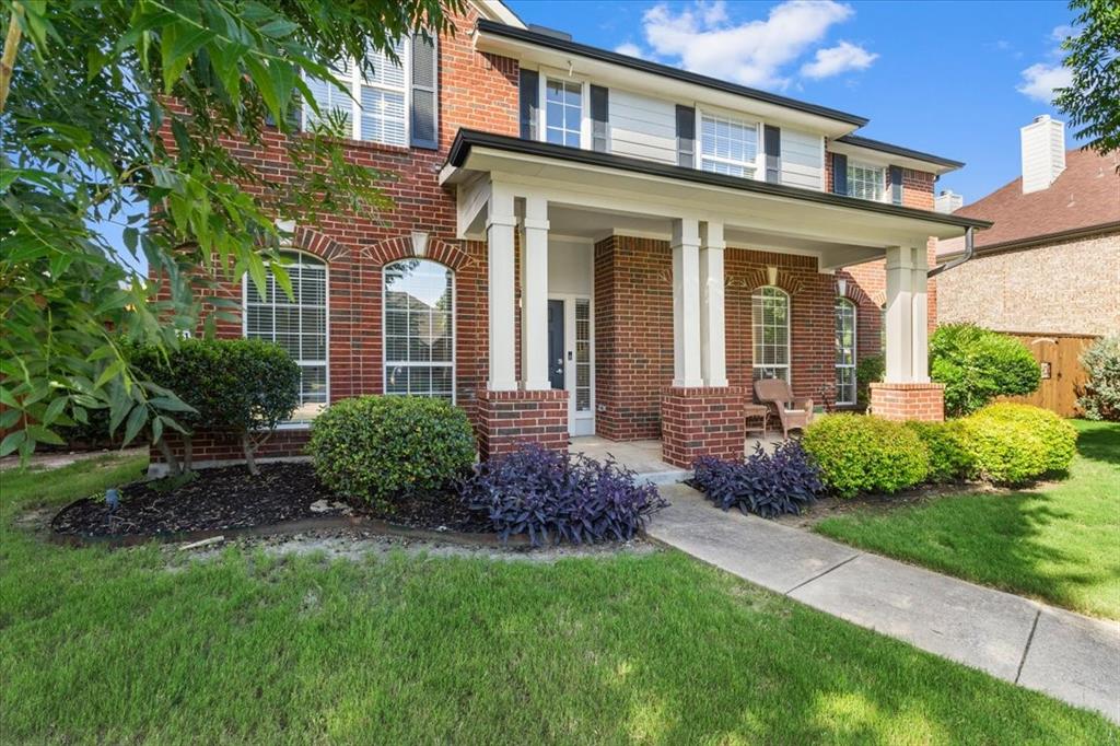 1121 London Drive