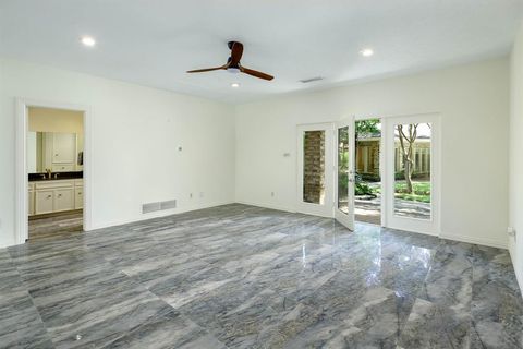 Tiny photo for 5045 Lakehill Court, Dallas, TX 75220 (MLS # 21005680)