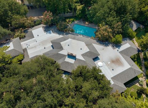 Tiny photo for 5045 Lakehill Court, Dallas, TX 75220 (MLS # 21005680)