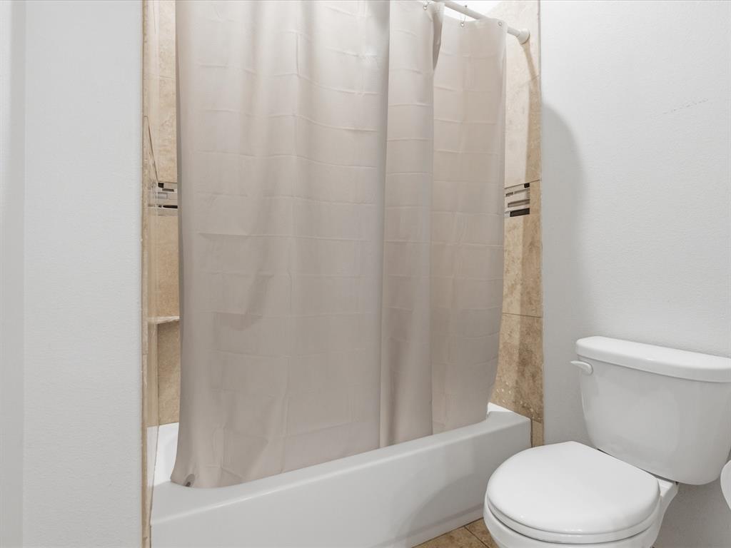 Woodlawn Ac #2 - Residential