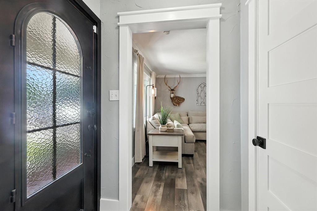 401 John Vernon Lane