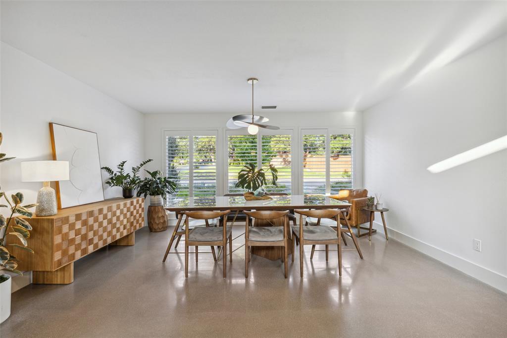 5908 Meadowcreek Drive