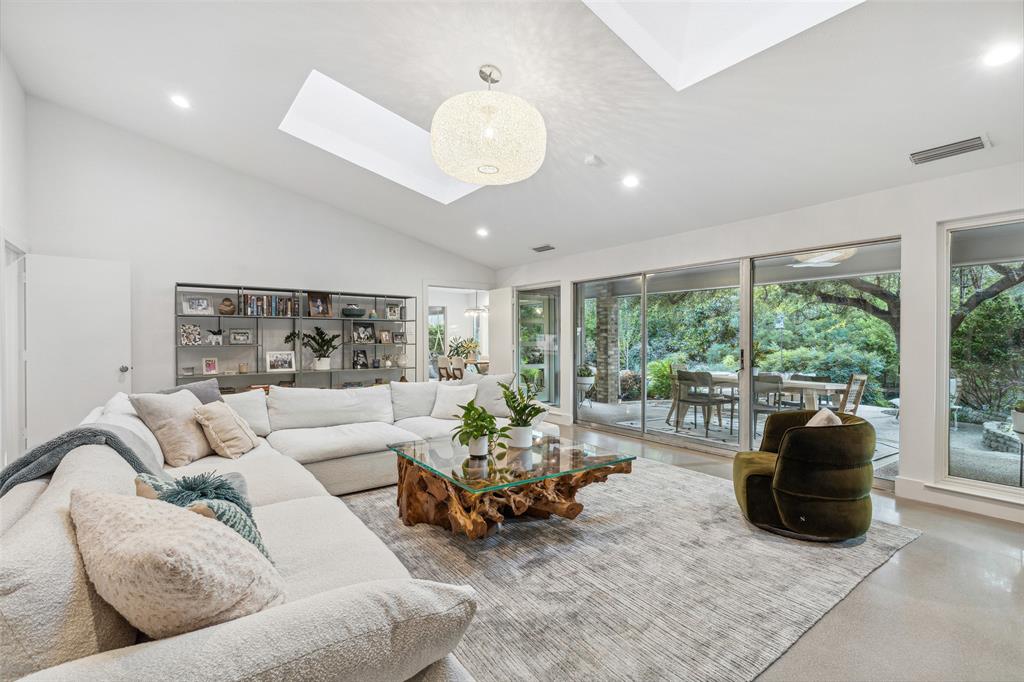 Prestonwood Estates - Residential