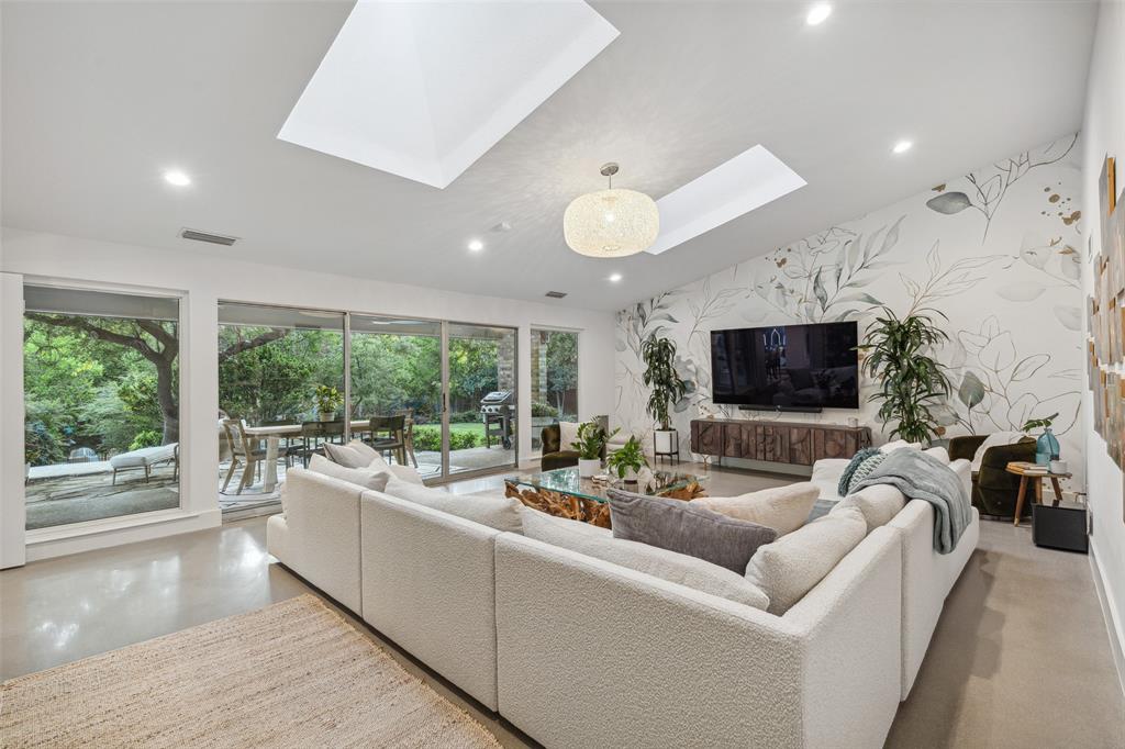 Prestonwood Estates - Residential