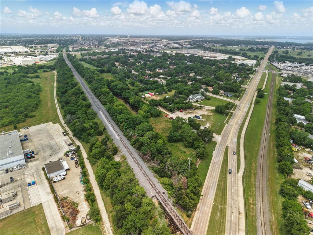 Waggoner - Commercial Sale