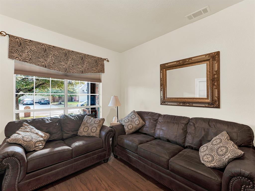 2328 Tawny Owl Road