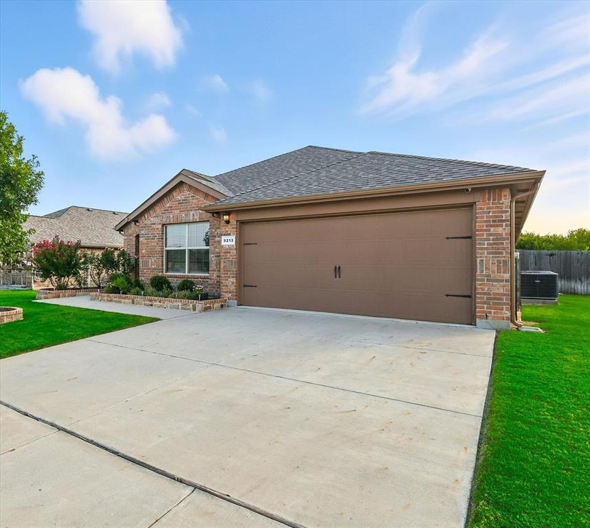 9213 High Stirrup Lane