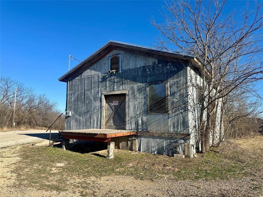 608 E College Street