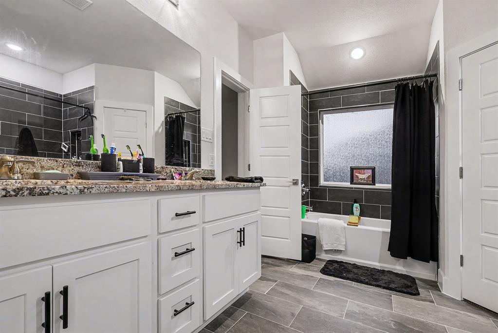 Meadows-Palmer Ph 5 Sec 1 - Residential