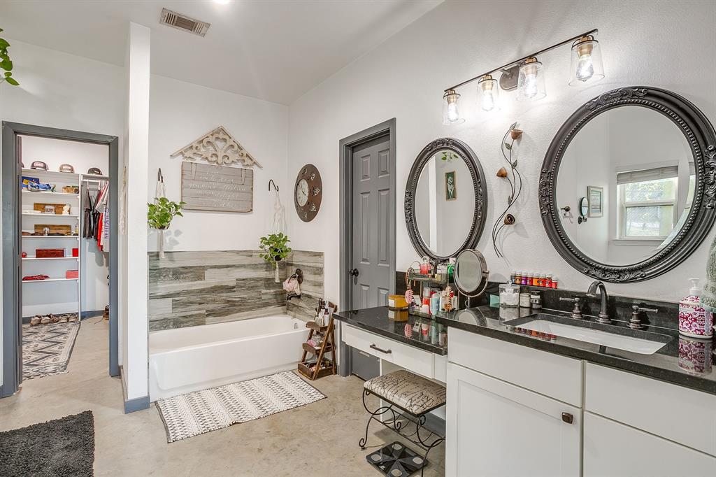 Thompson Estate - Residential