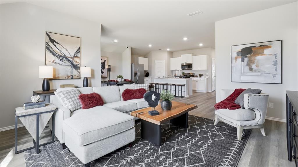 Longhorn Estates - Residential