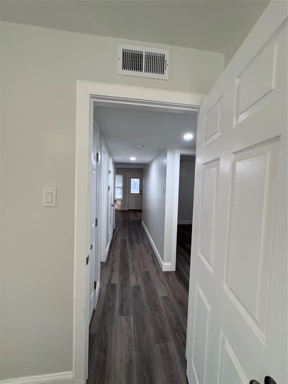 Valwood Park 03 - Residential Lease